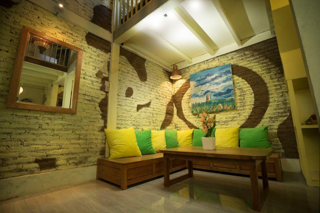 ホテル Ethes Coworking - Coliving & Lounge Ngaglik エクステリア 写真