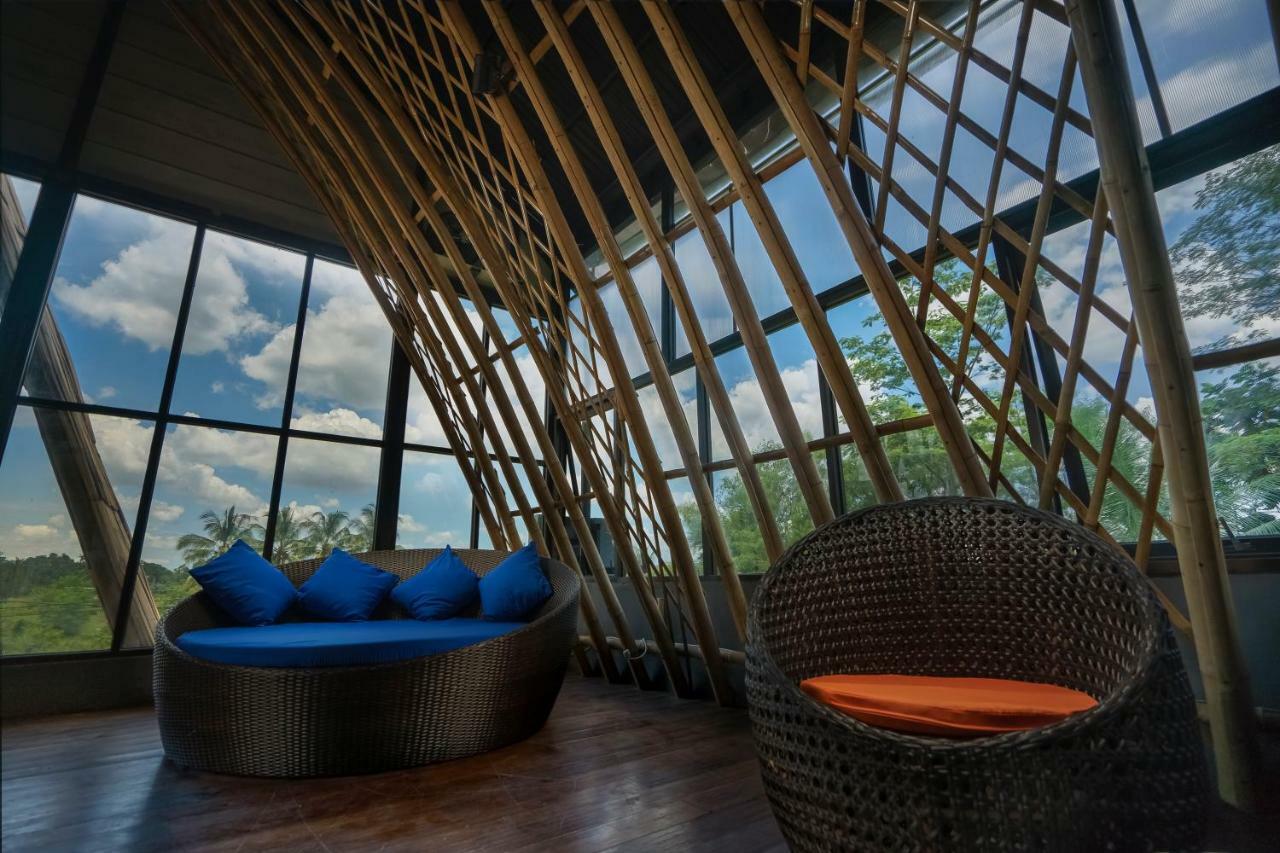 ホテル Ethes Coworking - Coliving & Lounge Ngaglik エクステリア 写真